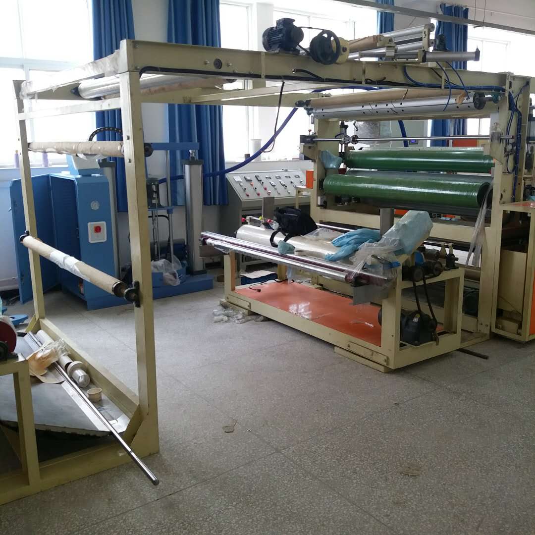 復(fù)合機(jī)廠家生產(chǎn)的復(fù)合機(jī)具有哪些特點(diǎn)？